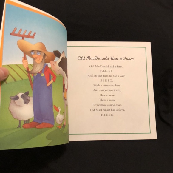 MY FIRST SONGS illustrated by JANE MANNING - SCHOLASTIC CHILDREN SONG BOOK- #239 - Picture 6 of 8